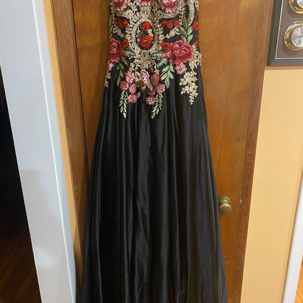 Beatiful dress , maxi, straplessss , size5/4